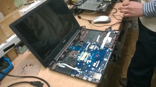 Bắt bệnh laptop – máy tính chuẩn sẽ đảm bảo chi phí cũng như tiết kiệm thời gian cho khách hàng Bắt bệnh laptop – máy tính chuẩn sẽ đảm bảo chi phí cũng như tiết kiệm thời gian cho khách hàng
